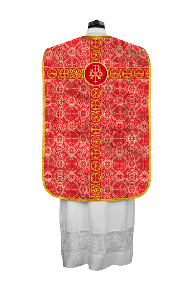Casulla romana con orfebrería adornada 