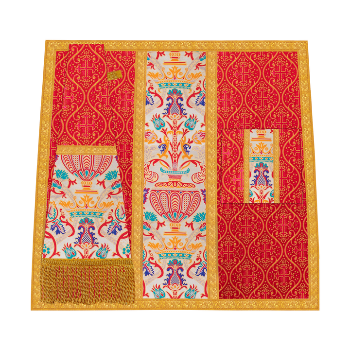 Coronation Tapestry with Gothic Highline Mass Set