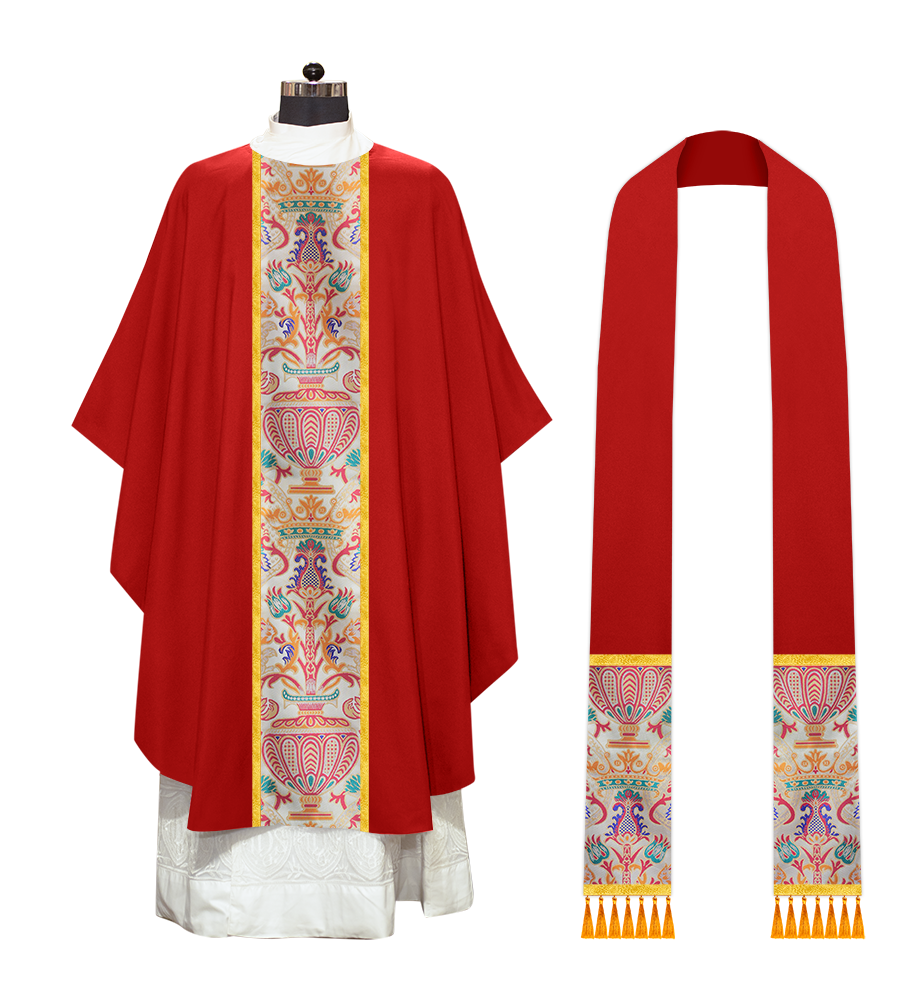 Gothic Chasubles in Coronation Tapestry