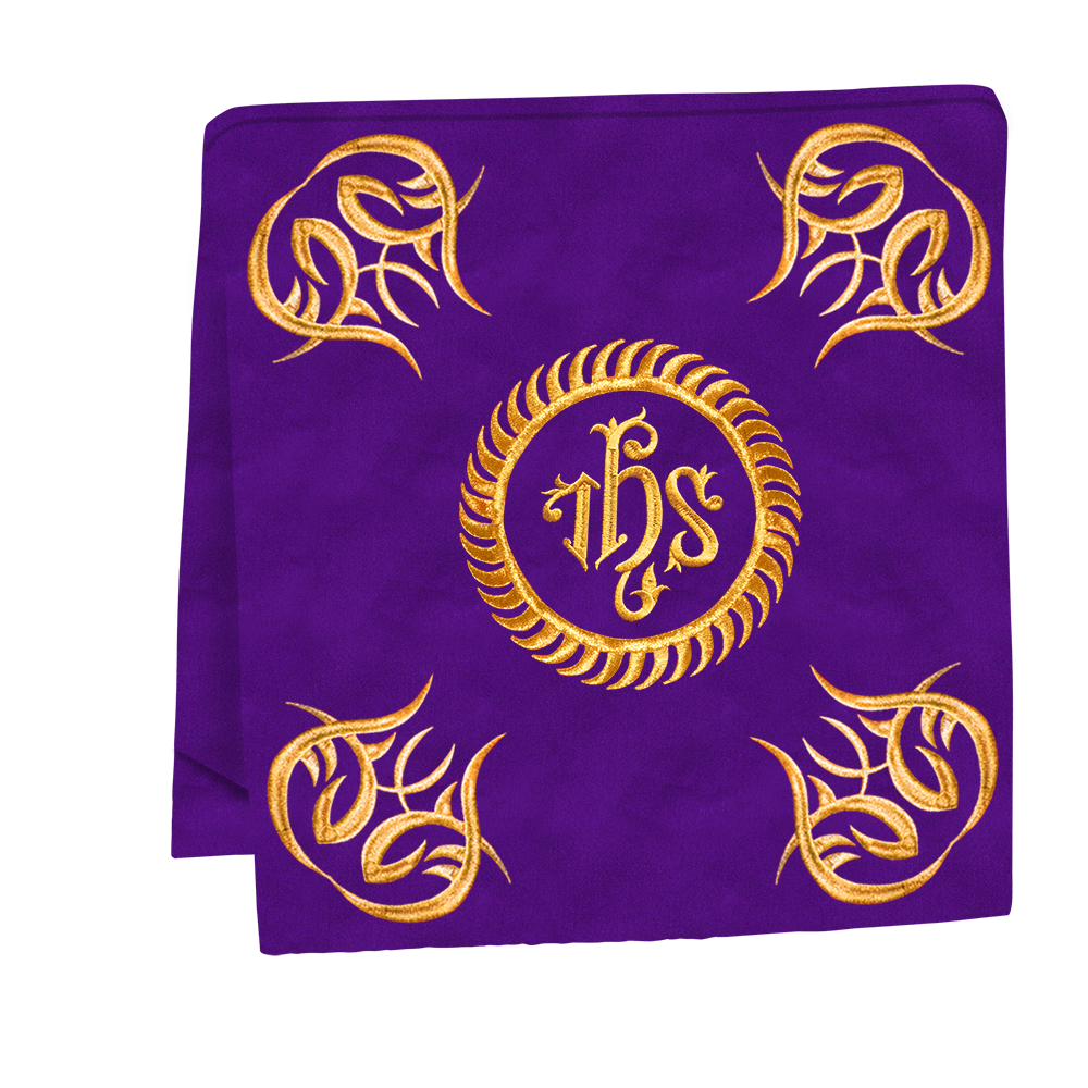 Ornate mass Set with Embroidered trims and motif