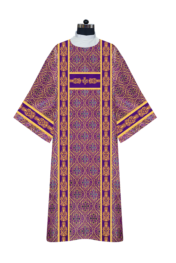 Gothic Style Highline Mass Set Vestments