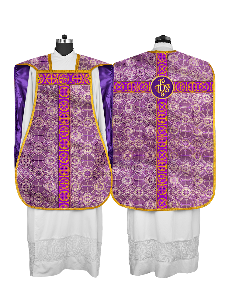 Casulla romana con orfebrería adornada 