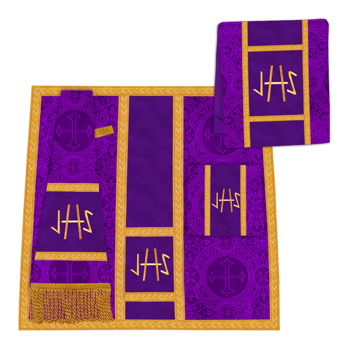 Casulla romana con trenzas tejidas