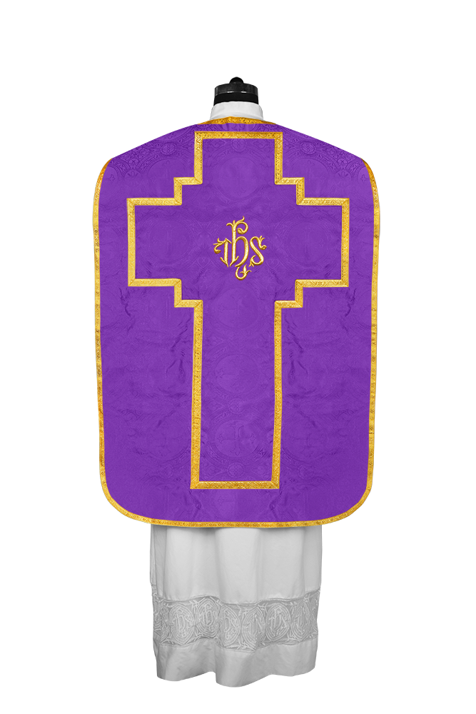 Roman Chasuble with adorned motif