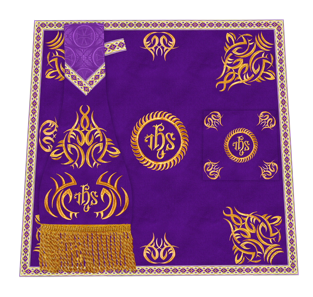 Ornate mass Set with Embroidered trims and motif