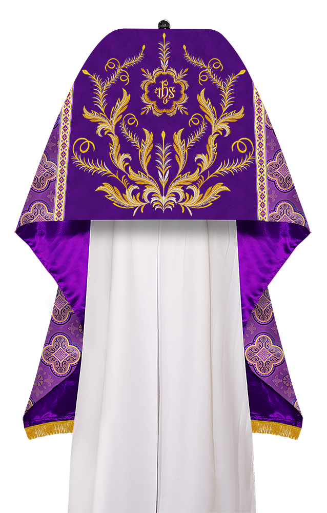 Humeral Veil Vestment with Ornate Embroidery Motif