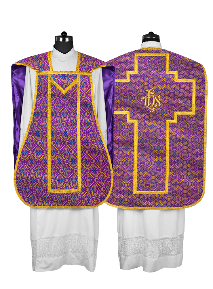 Roman Chasuble with adorned motif