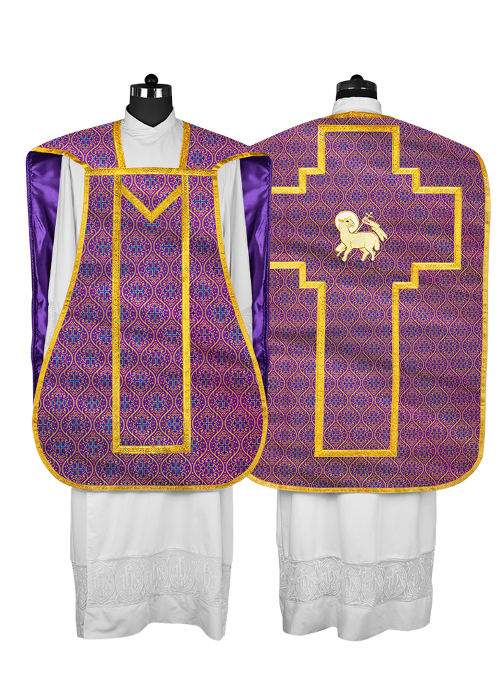 Roman Chasuble with adorned motif