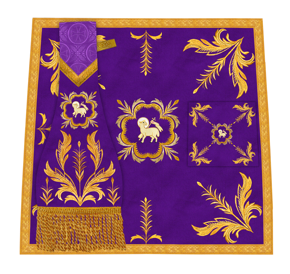 Altar Mass Set Adorned with Ornate Embroidery and Motif