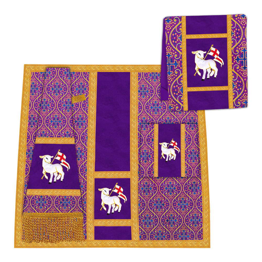 Casulla romana con motivo espiritual y trenzas ornamentadas 