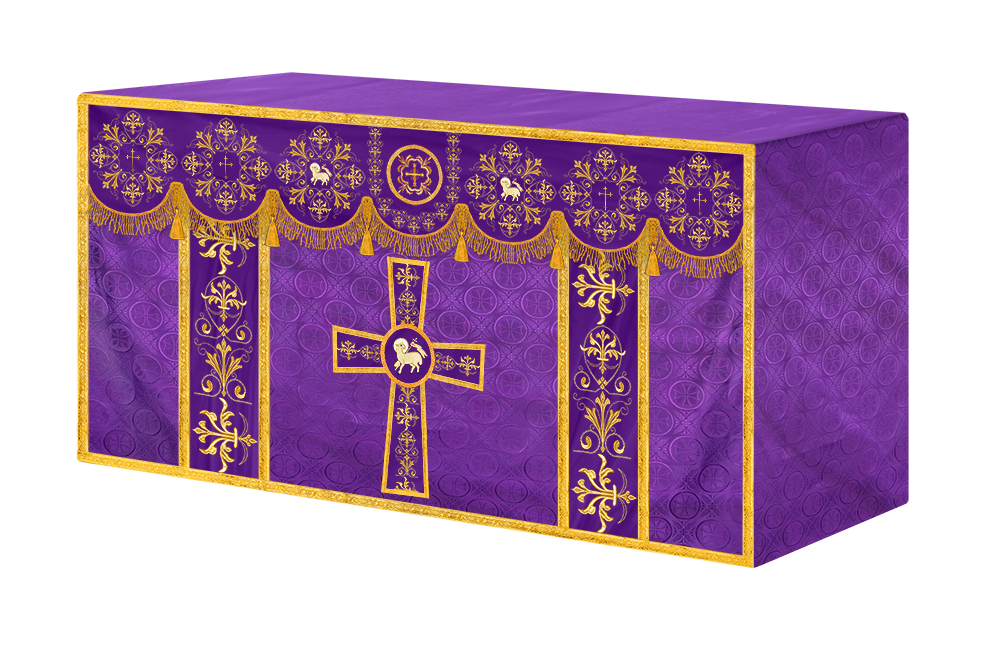 Exquisite Altar Cloth with Intricate Embroidery