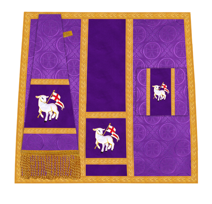 Mass Set adorned with Liturgical Motif