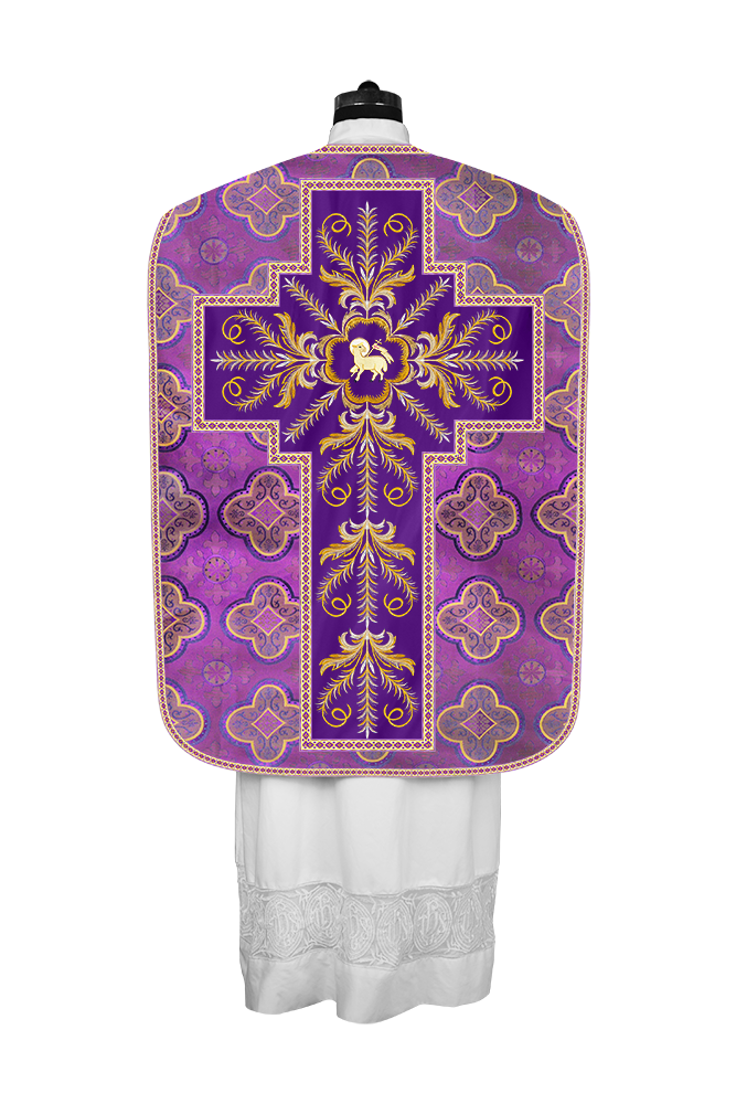 Casulla romana con orfebrería detallada 