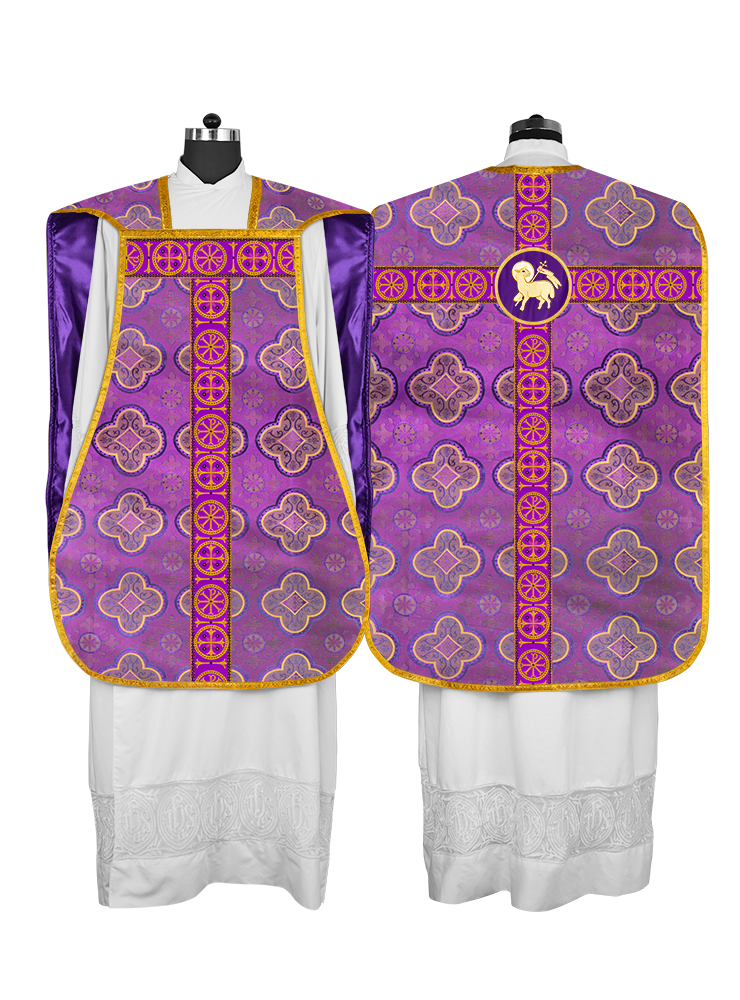 Casulla romana con orfebrería adornada 