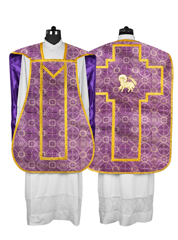 Roman Chasuble with adorned motif