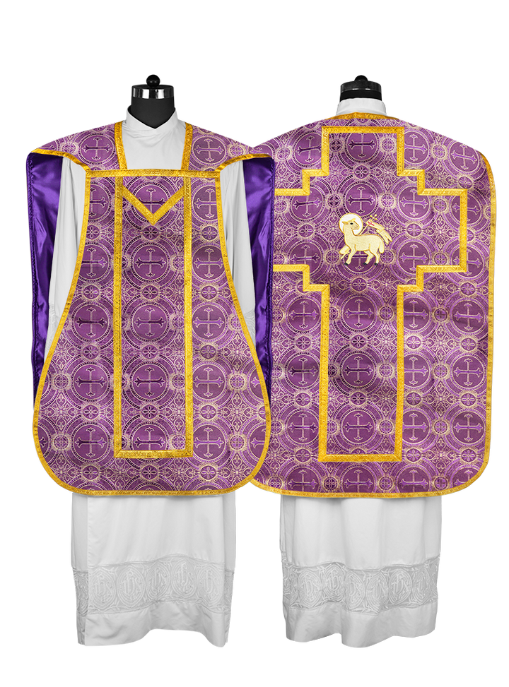 Roman Chasuble with adorned motif