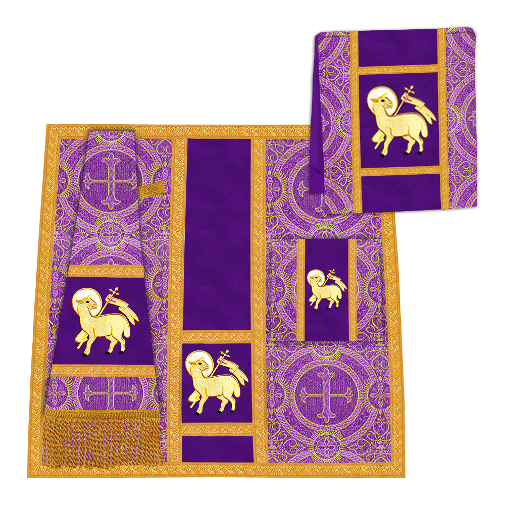 Roman Chasuble with adorned motif