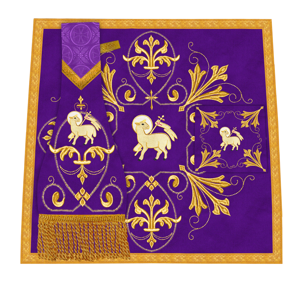 Exquisite Altar Cloth with Intricate Embroidery