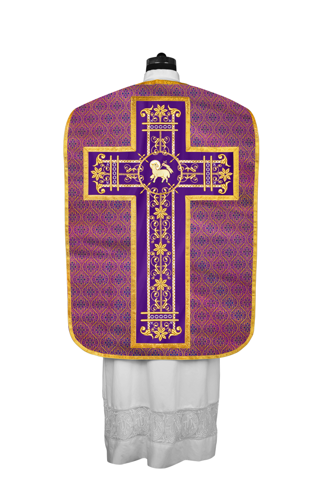 Vestimentas católicas con espalda de violín 