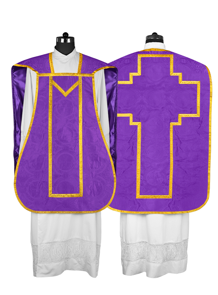 Roman Chasuble with adorned motif