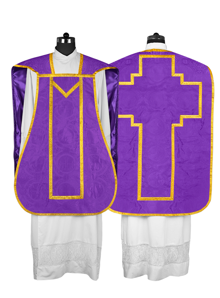 Roman Chasuble with adorned motif