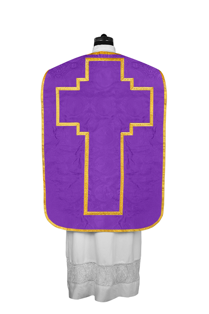 Roman Chasuble with adorned motif