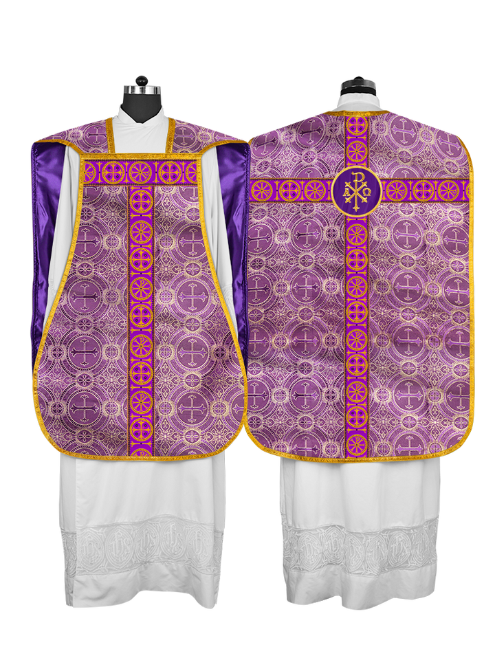 Casulla romana con orfebrería adornada 