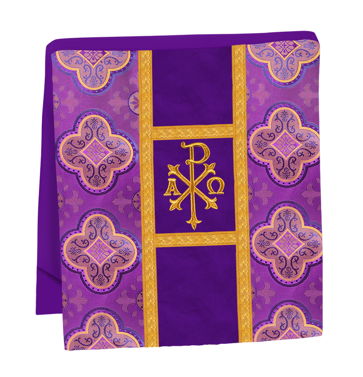 Roman chasuble adorned with lace