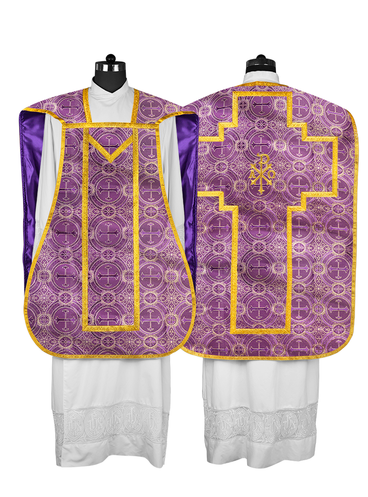 Roman Chasuble with adorned motif