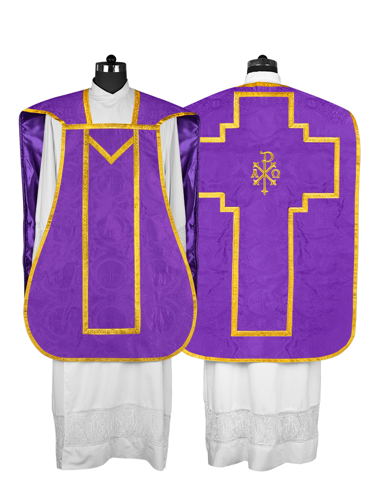 Roman Chasuble with adorned motif