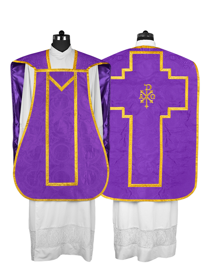 Roman Chasuble with adorned motif