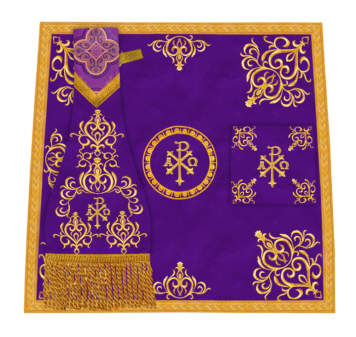 Borromean Chasuble with Adorned Lace