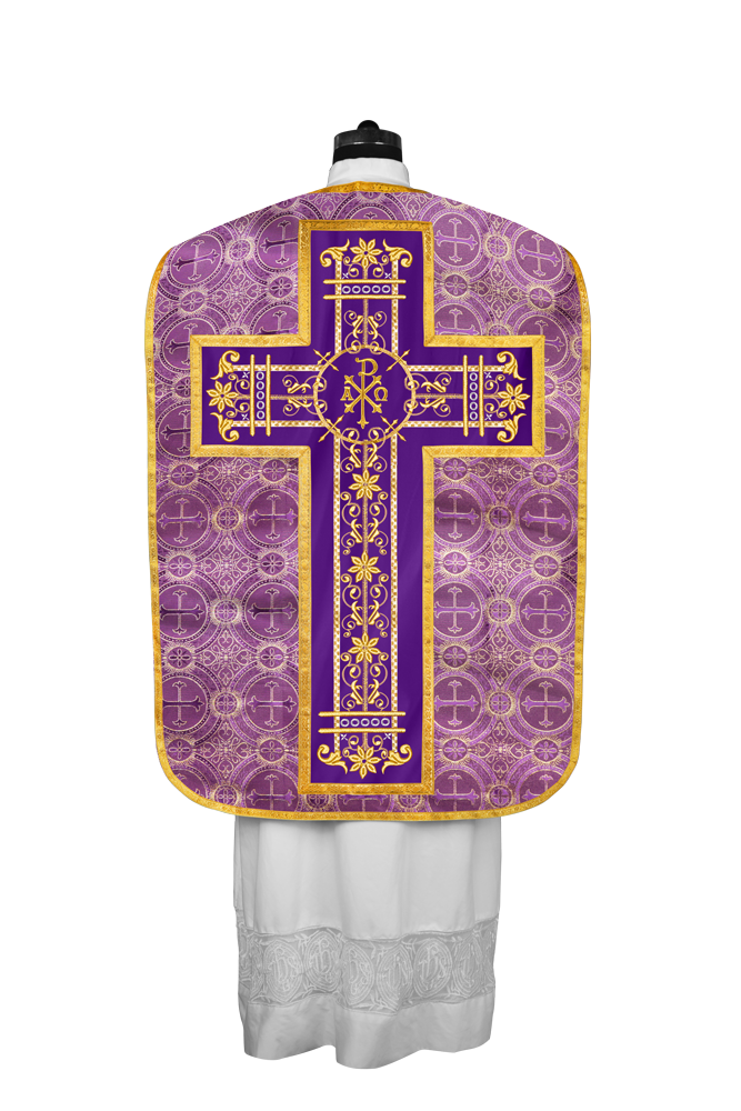 Vestimentas católicas con espalda de violín 