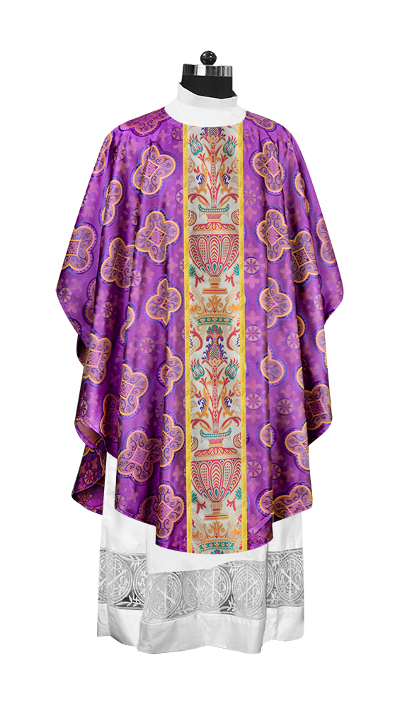 Gothic Chasubles in Coronation Tapestry