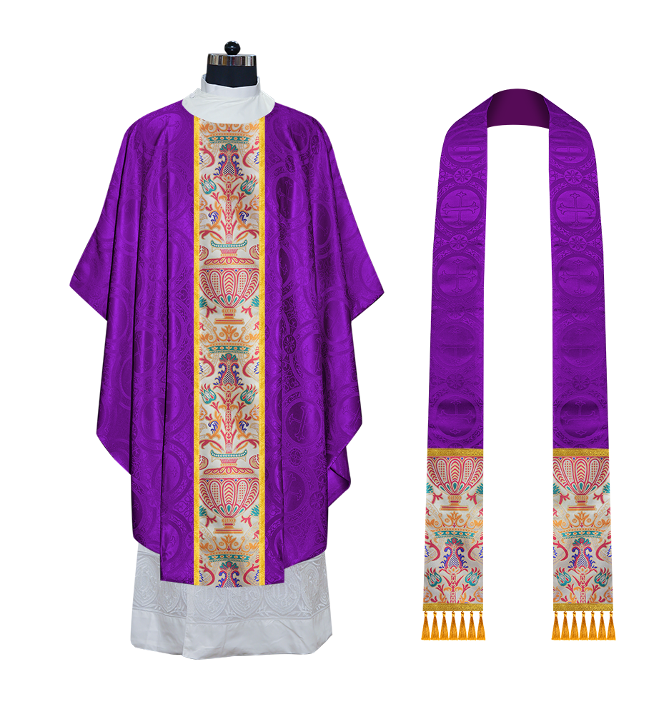 Gothic Chasubles in Coronation Tapestry