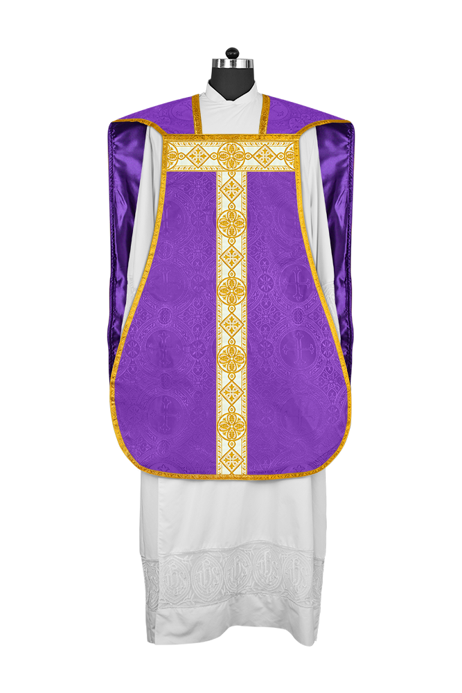 Vestimenta con espalda de violín y motivo bordado 