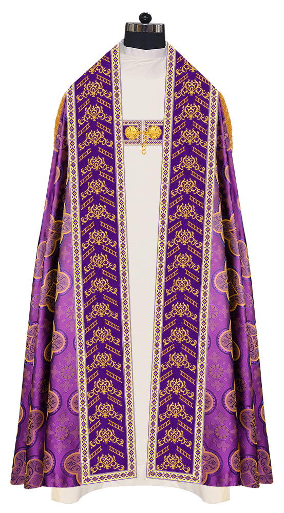 Elegant Roman Cope Vestment with Ornate Embroidery