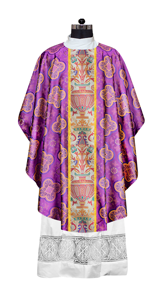 Gothic Chasubles in Coronation Tapestry