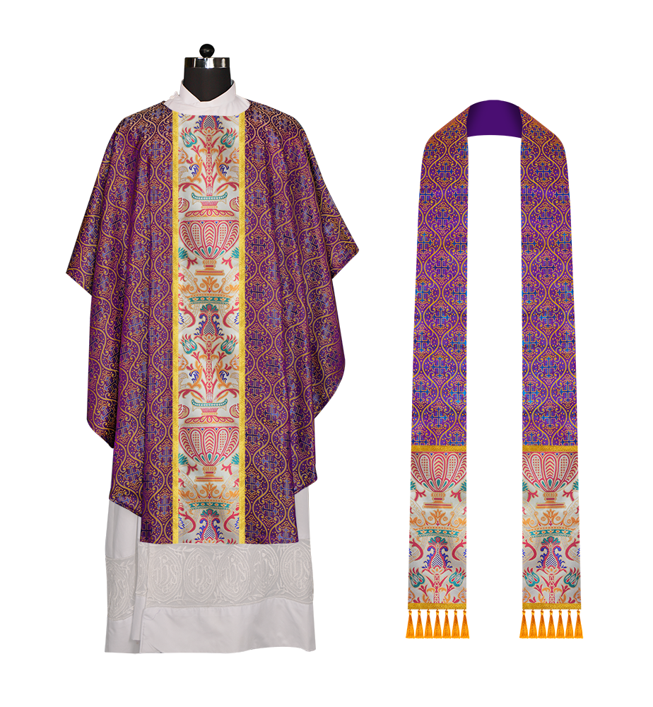 Gothic Chasubles in Coronation Tapestry