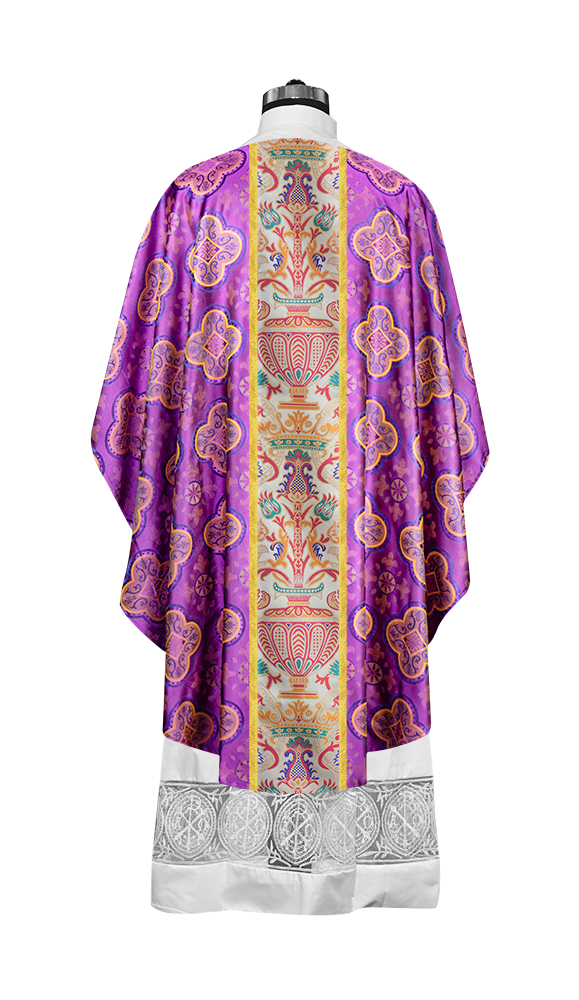 Gothic Chasubles in Coronation Tapestry