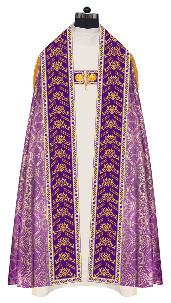 Elegant Roman Cope Vestment with Ornate Embroidery