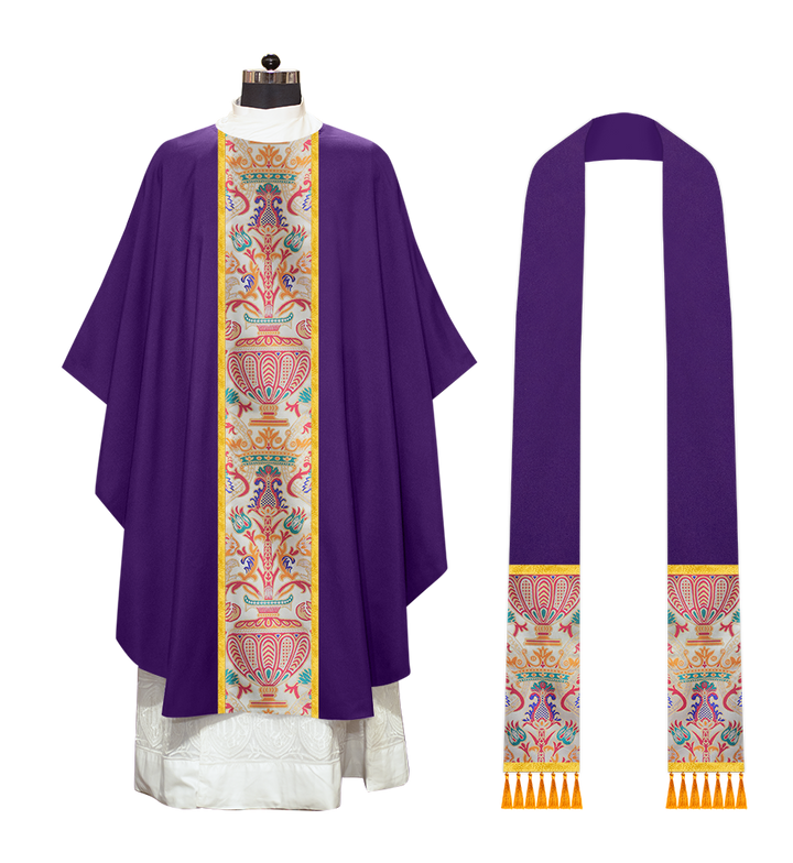 Gothic Chasubles in Coronation Tapestry
