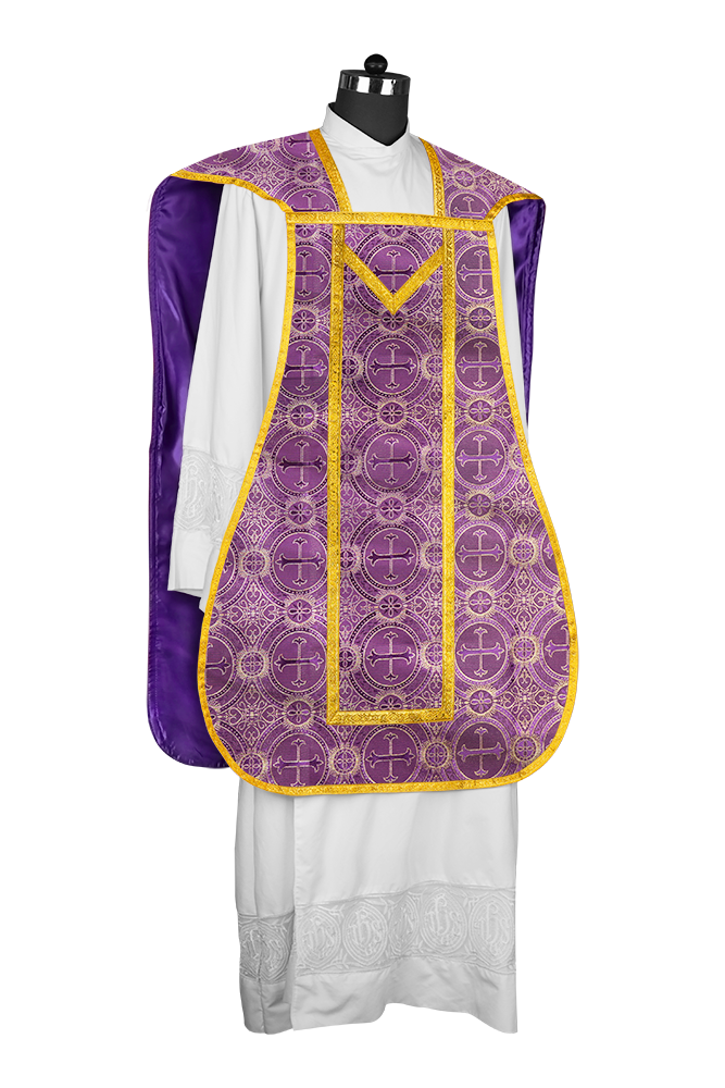 Roman Chasuble with adorned motif