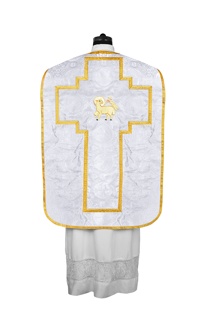Roman Chasuble with adorned motif