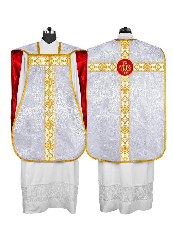 Vestidura de violín adornada con encaje 