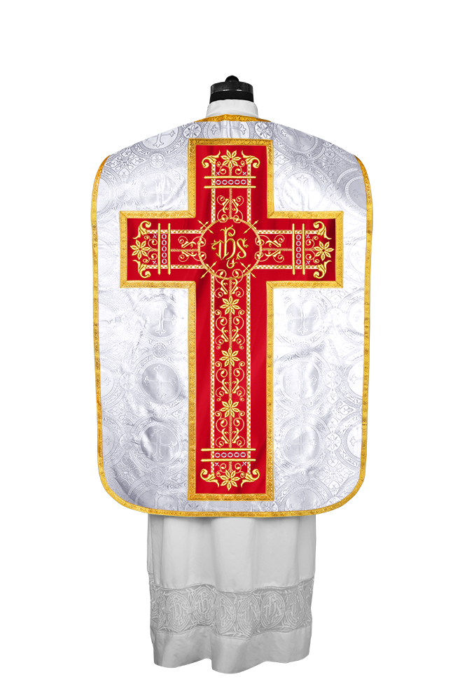 Vestimentas católicas con espalda de violín 