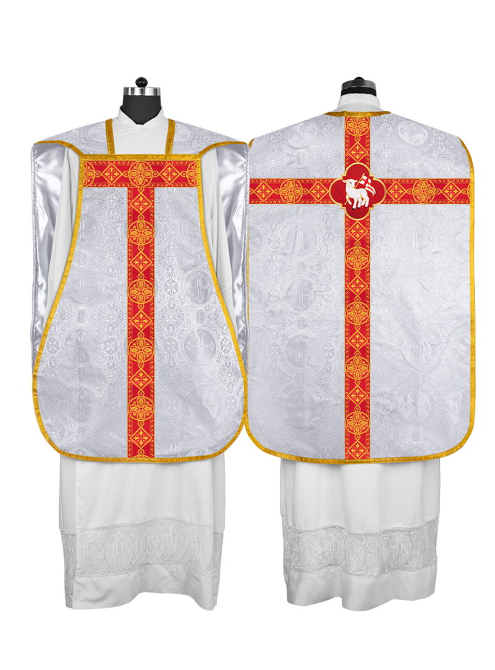 Vestimentas de casulla romana con orfebrería trenzada 