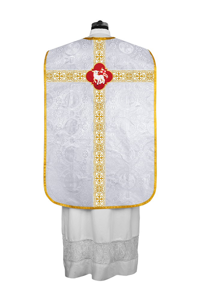 Vestimentas con espalda de violín con motivo y cruz Orphrey