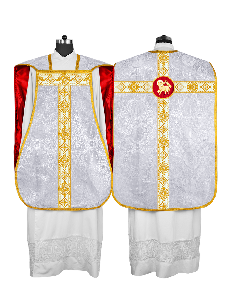 Vestidura de violín adornada con encaje 