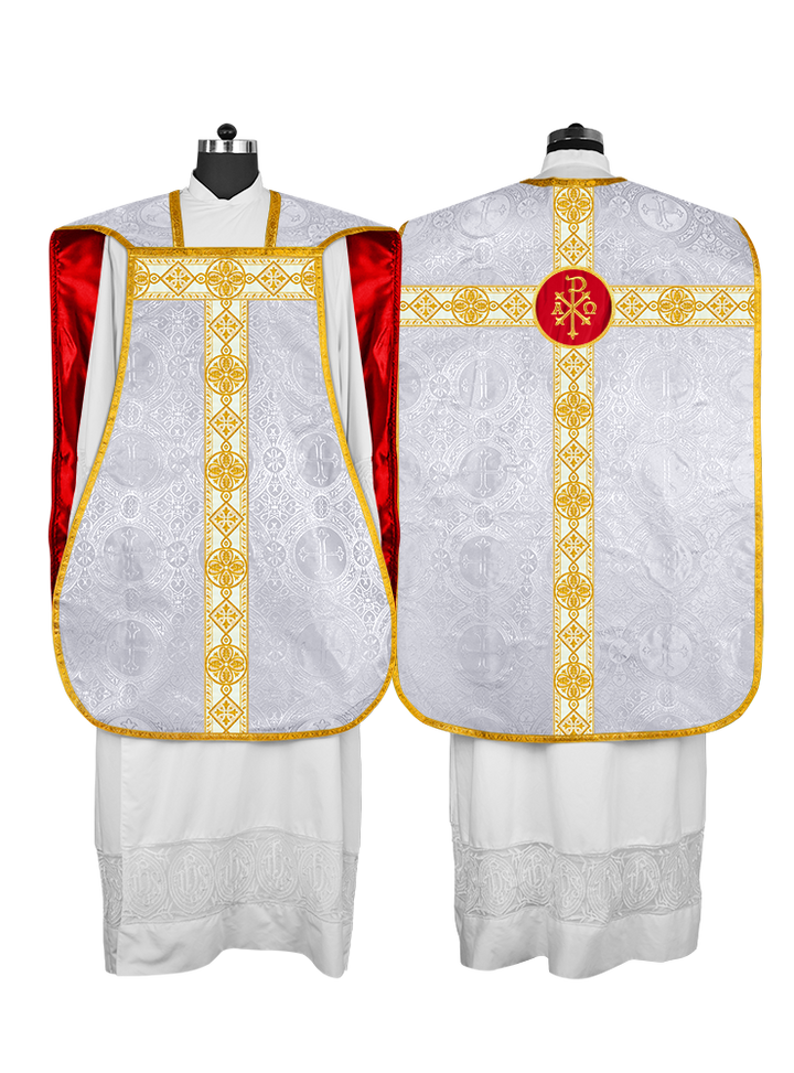 Vestidura de violín adornada con encaje 